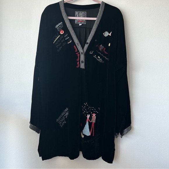 JOHNNY WAS Pete & Greta Geet Velvet Embroidered Tunic in black - Picture 3 of 16